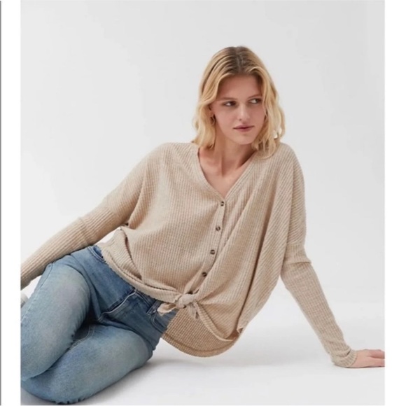 Urban Outfitters UO Out From Under Beige Jojo Button Down Thermal Long Sleeve - Picture 1 of 14